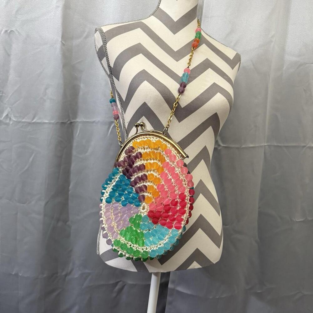 Vintage Handmade Beaded Clamshell Purse – Colorful Beads, Gold Chain Strap